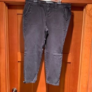 Torrid jeggings, gray sz18